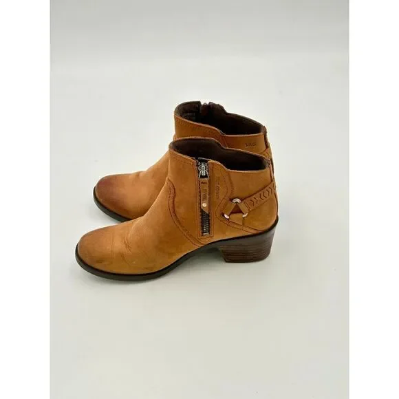 Teva Foxy Caramel Boots Women’s Size 7.5 Waterproof Excellent Condition! - Picture 6 of 6